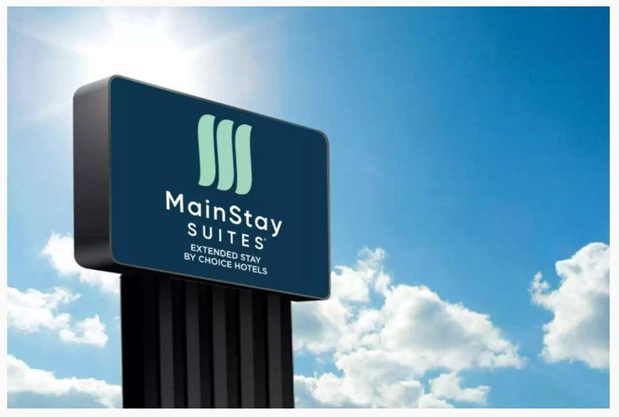 Mainstay Suites Middleburg Heights Cleveland Airport Ngoại thất bức ảnh