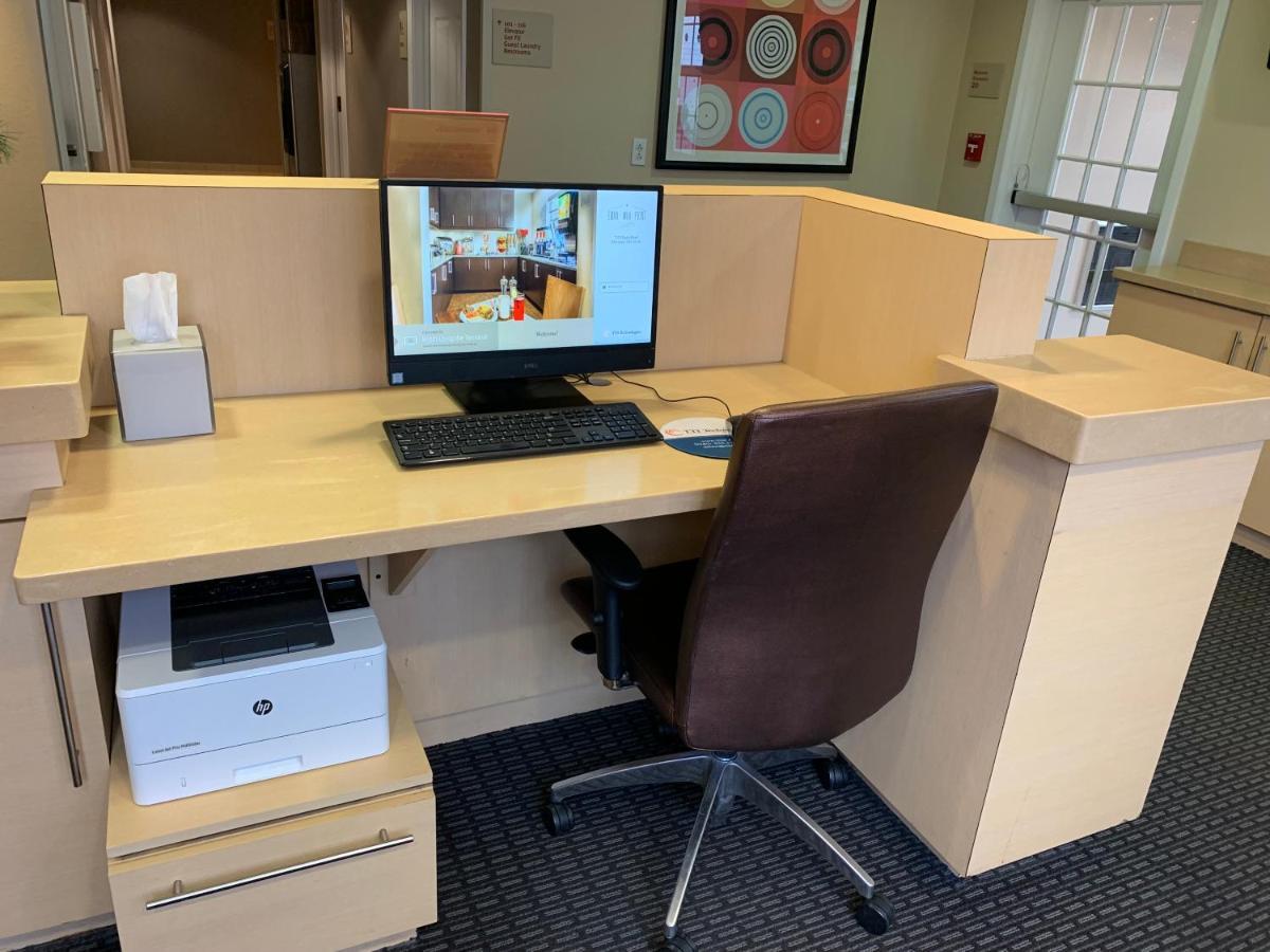 Mainstay Suites Middleburg Heights Cleveland Airport Ngoại thất bức ảnh