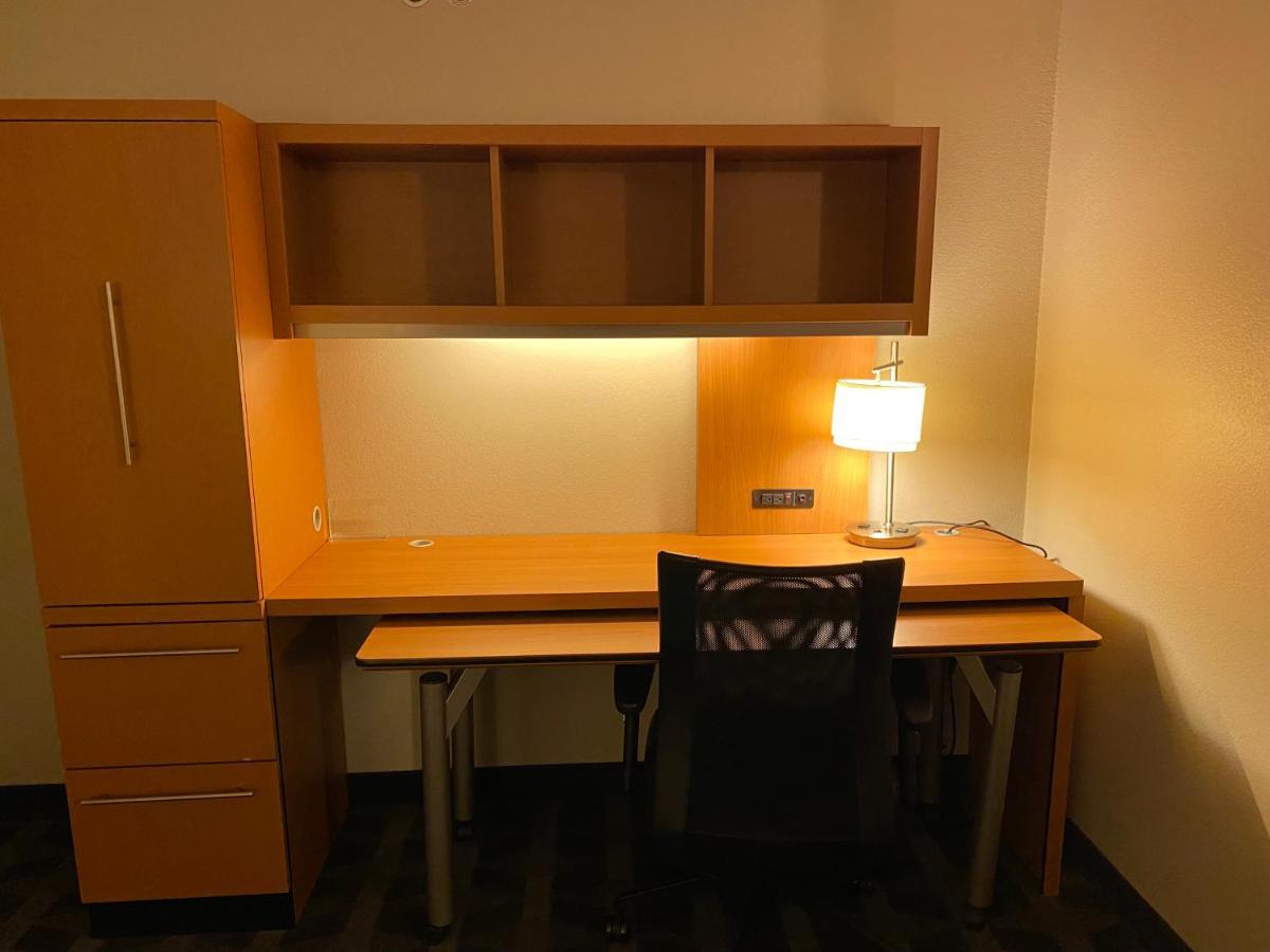 Mainstay Suites Middleburg Heights Cleveland Airport Ngoại thất bức ảnh