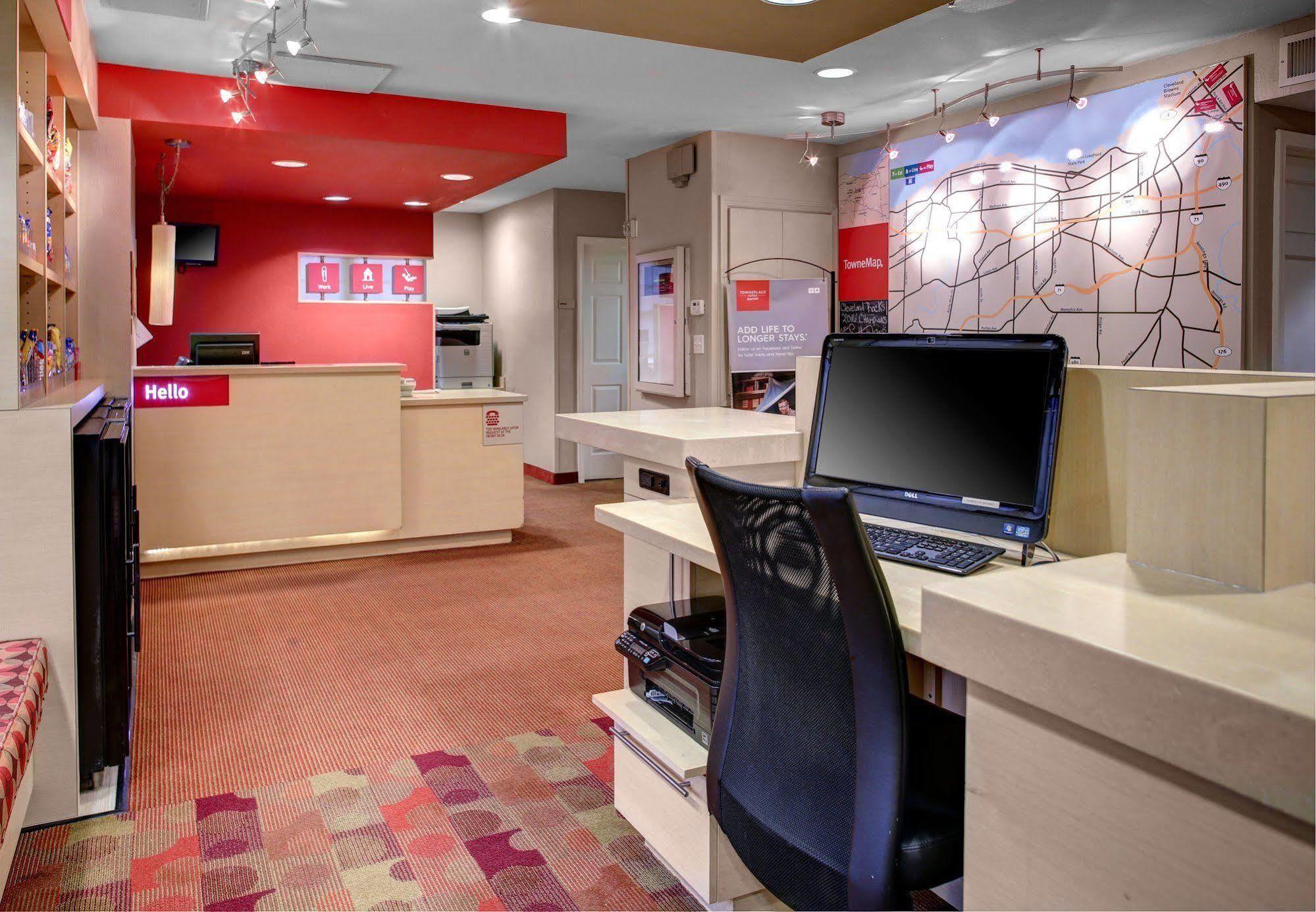 Mainstay Suites Middleburg Heights Cleveland Airport Ngoại thất bức ảnh